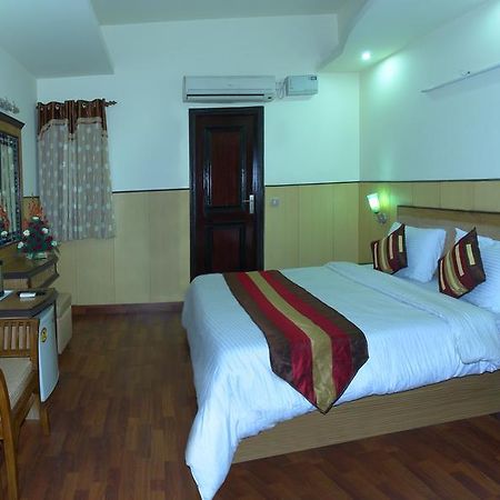Hotel Karat 87 Inn New Delhi Luaran gambar