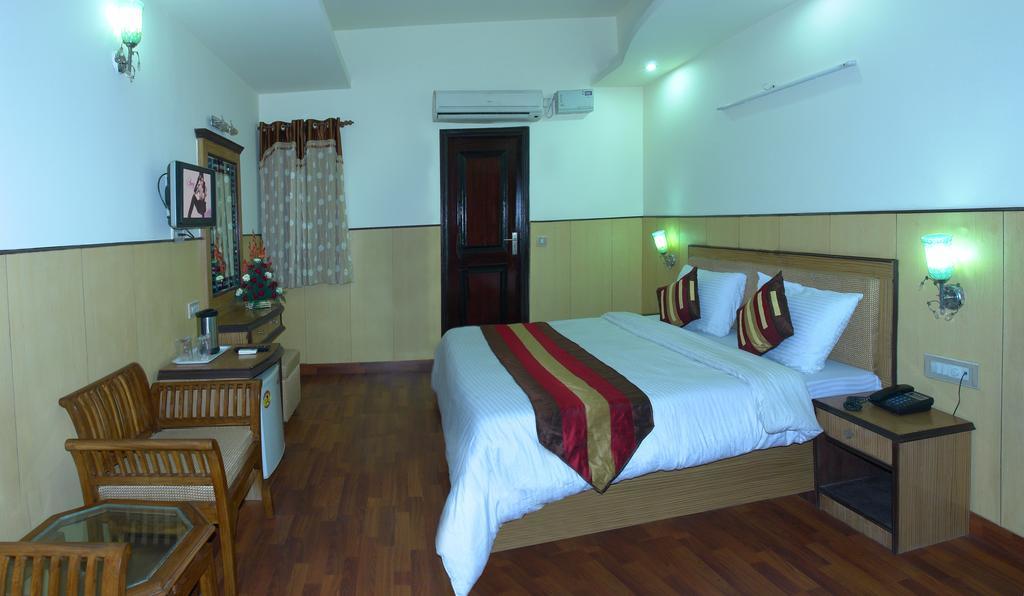 Hotel Karat 87 Inn New Delhi Luaran gambar