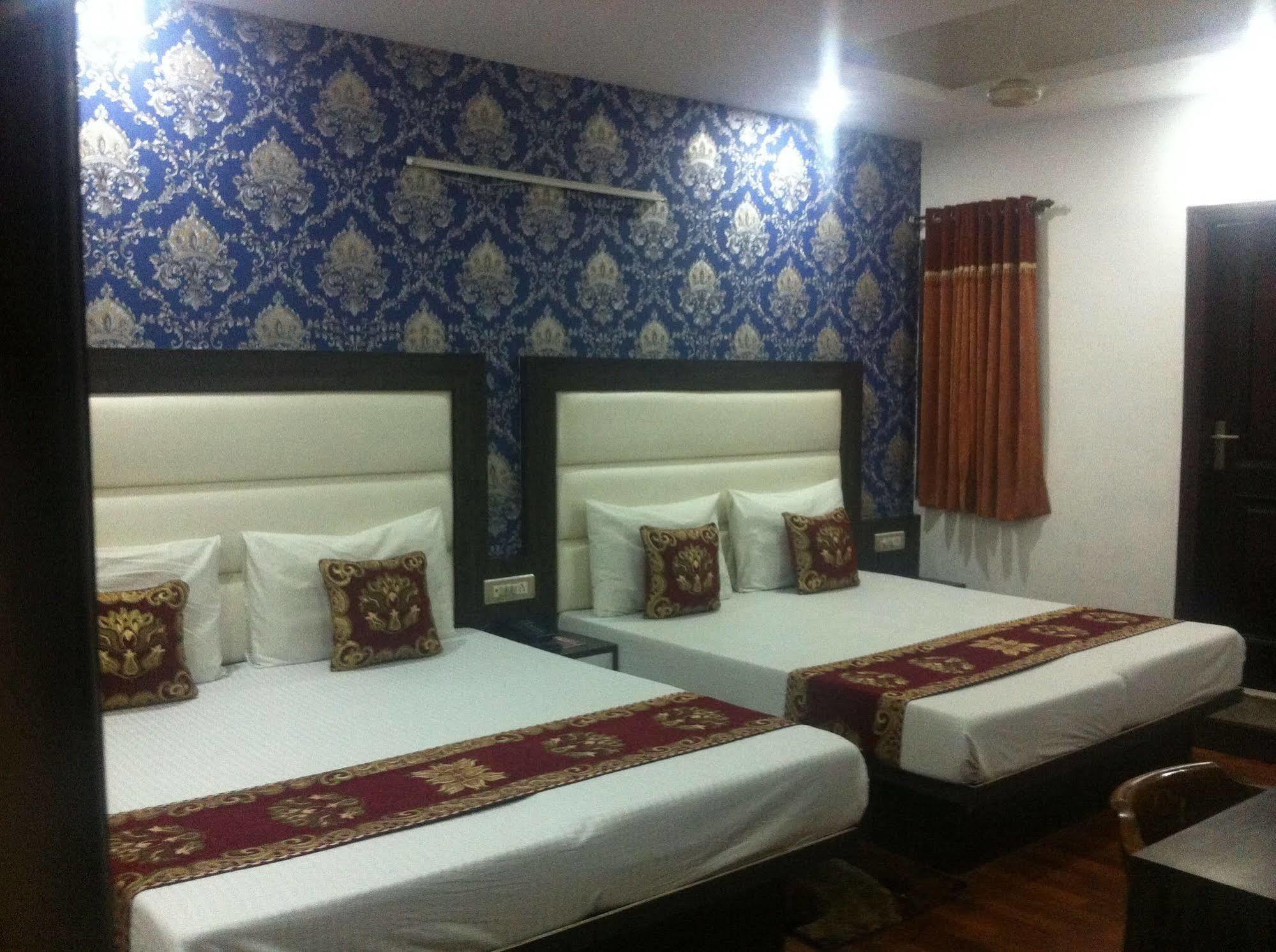 Hotel Karat 87 Inn New Delhi Luaran gambar