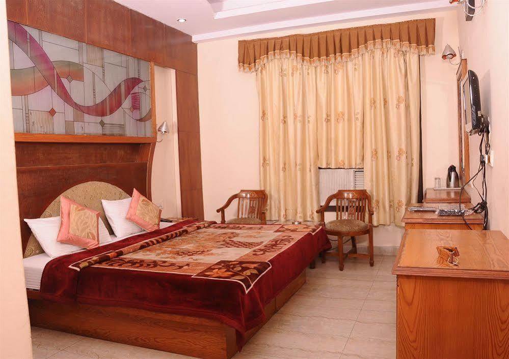 Hotel Karat 87 Inn New Delhi Luaran gambar